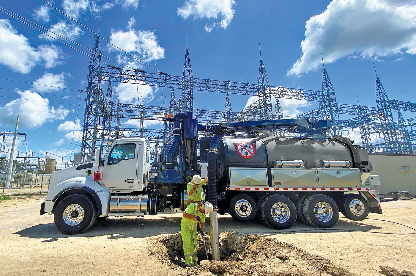 Safe Digging Made Easy With TRUVAC’s  HXX Vacuum Excavator