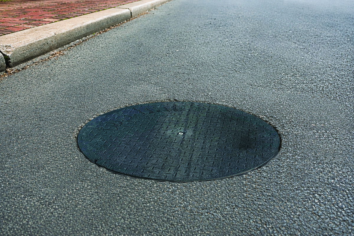 Top Hat Magnetized Riser: A Safe, Fast Way to Eliminate Manhole Depressions