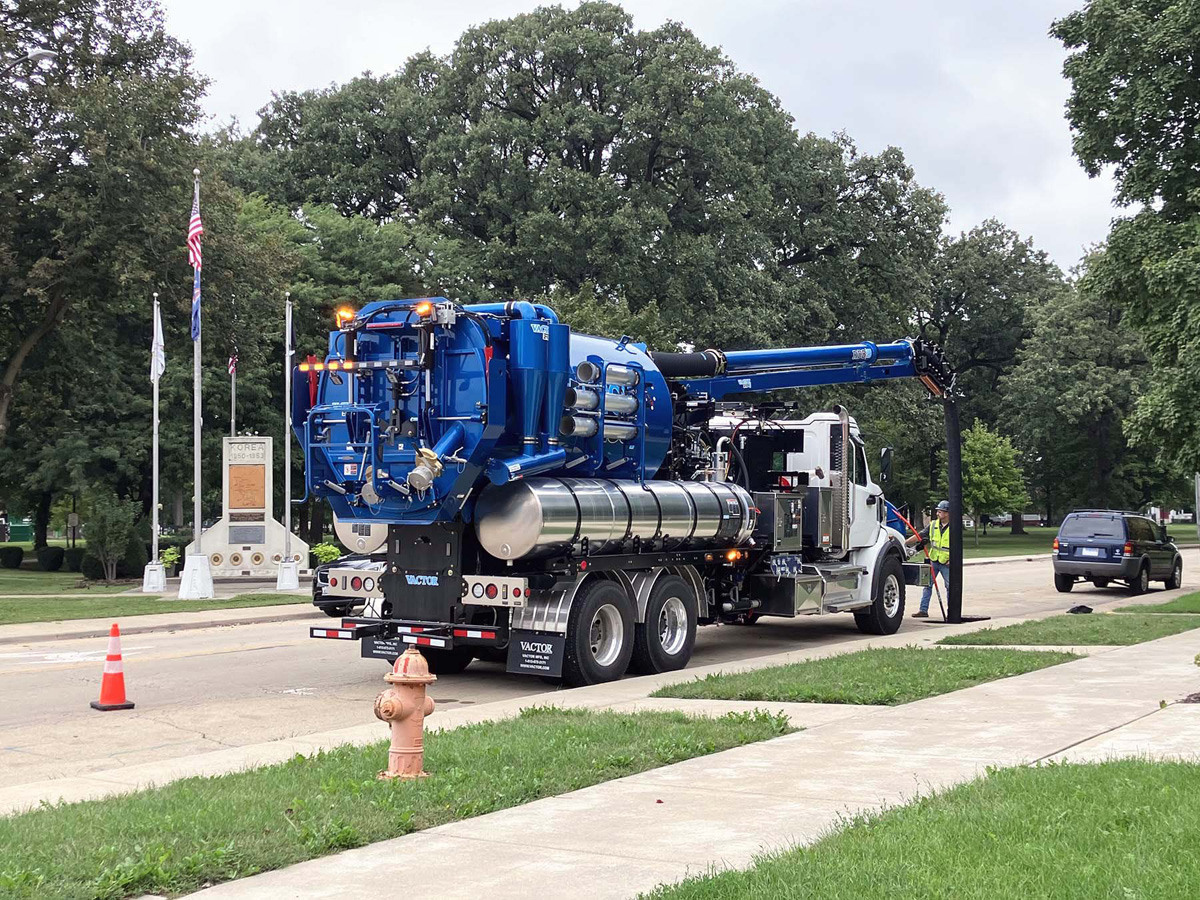 Vactor 2100i Puts the Operator First