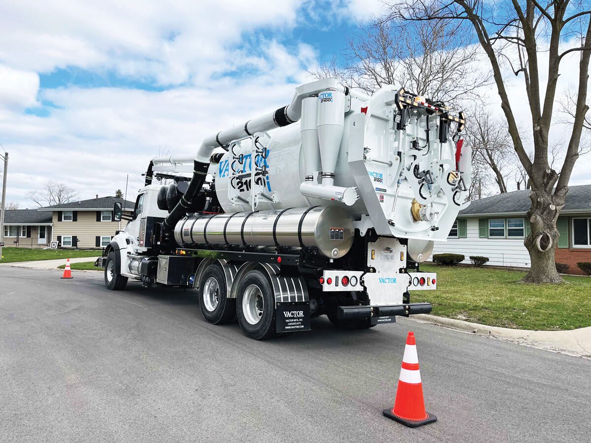 Vactor Debuts 27-inch Vacuum for 2100i Combination Sewer Cleaner