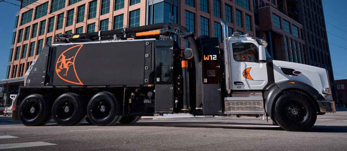 Ditch witch warlock series w12 hydrovac