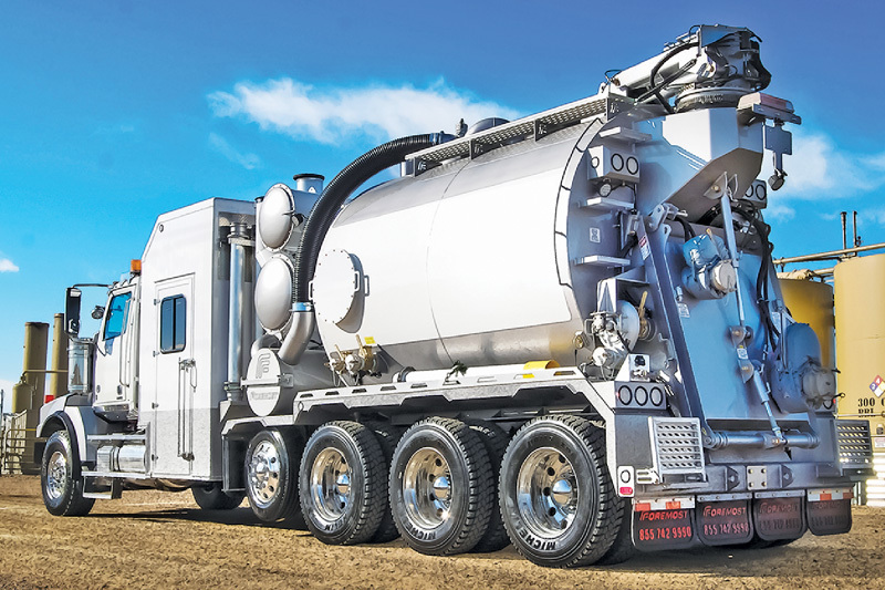 Hydroexcavators/Air Excavators - Foremost 1600 Hydrovac