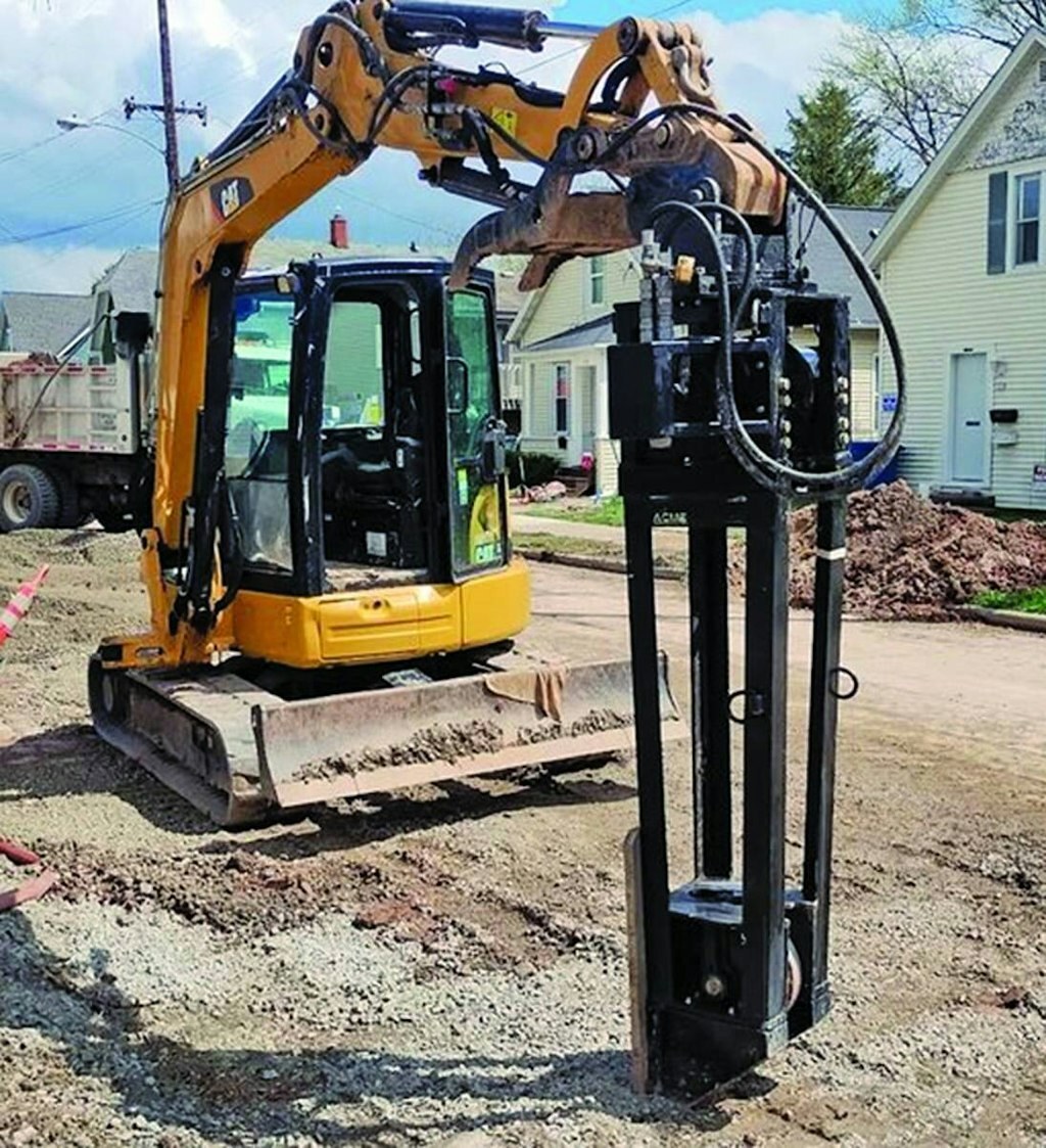 Https www digdifferent com uploads images ACME Trenchless Pipe Winch