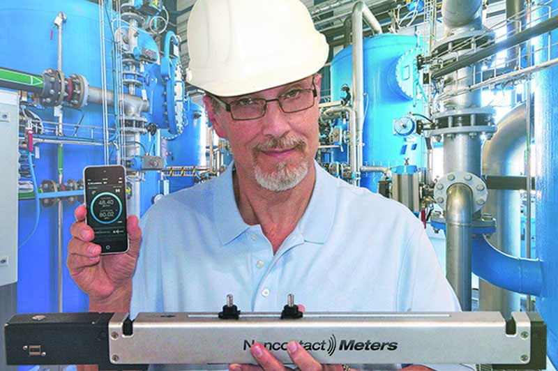 Noncontact Meters portable ultrasonic flowmeter