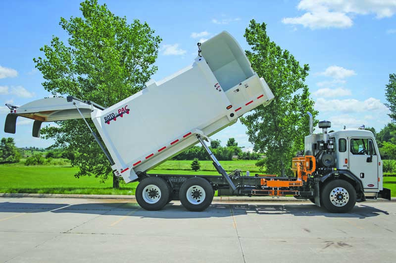 New Way side-loader organics collection truck