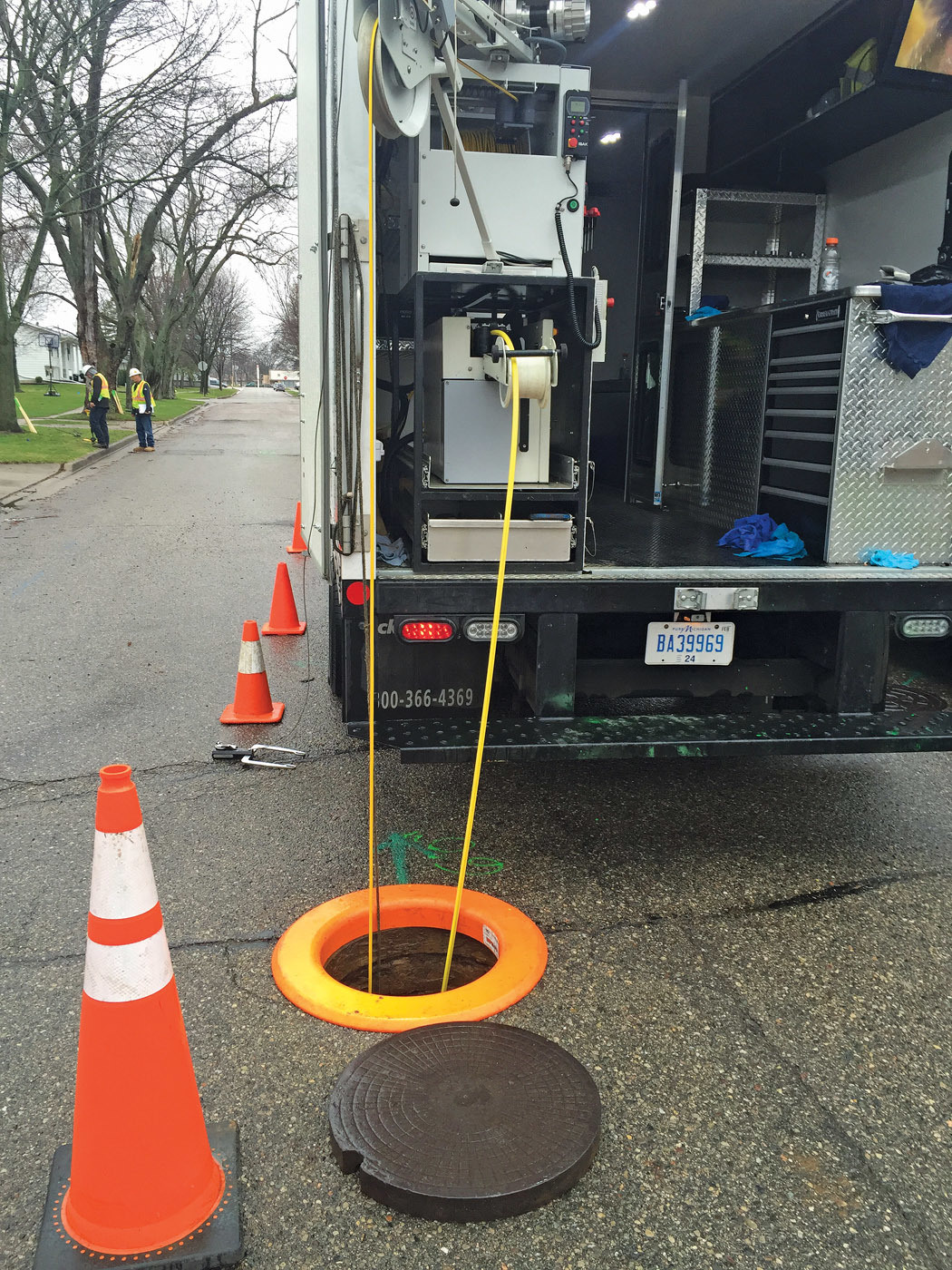 Perma-Liner Industries Manhole Edge Protector