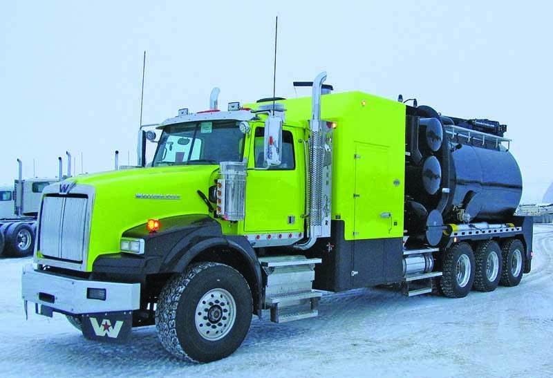 Hydroexcavation Equipment and Supplies - Petrofield Industries Tornado F4 Slope