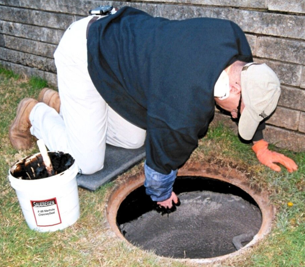 Sauereisen f 88 manhole chimneyseal