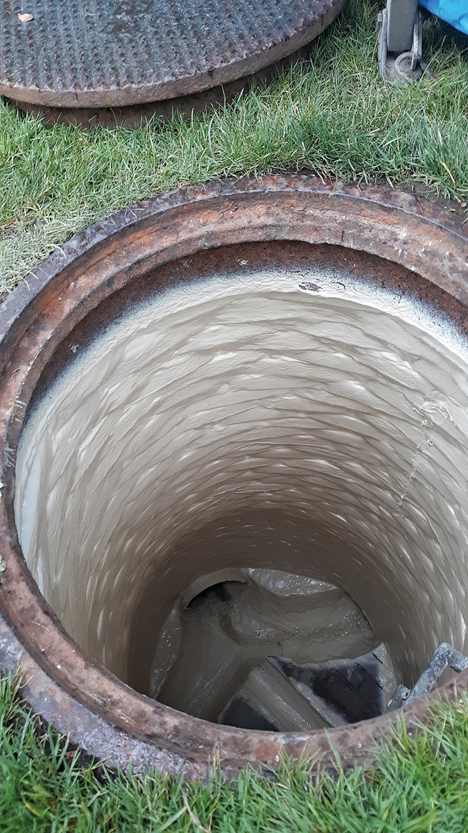 Manhole Liners - Sauereisen SewerGard 210XHB