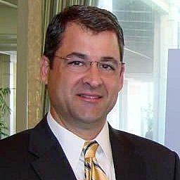 Jeff mosher headshot 171030 140103