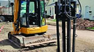 Https www digdifferent com uploads images ACME Trenchless Pipe Winch