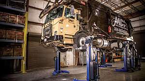 Maha lifts2 web 171030 110551