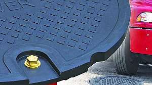 Trumbull Industries Polymer Manhole Lids