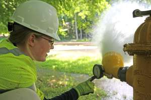 2015 Hydrantflowtest Breanne2