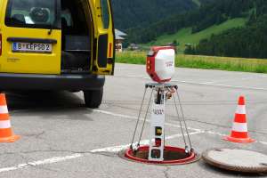 Cleverscan in manhole
