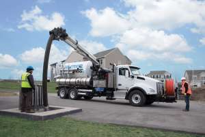 Vactor 2100i Working