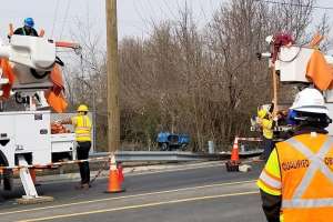 Bucket to ground communication
