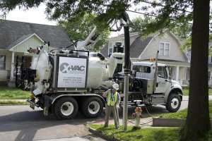 Hi vac x 6 hydroexcavator 171030 135836