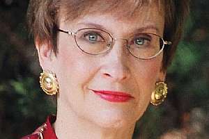 M0913 human side carol hacker portrait 171031 135208