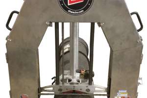M1112 product spotlight wachs dw guillotine product view 002 ol 171031 135305