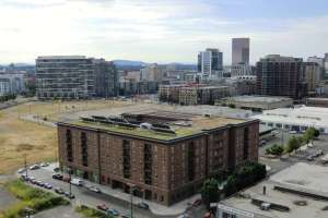 Portland green roof ramona 171030 110129