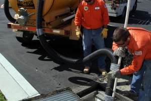 Storm drain cleaning 171030 110506