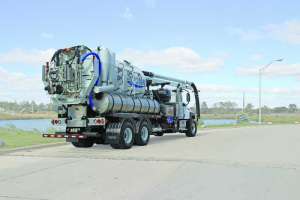 Vactor 2100 plus water recycling system 171031 133030