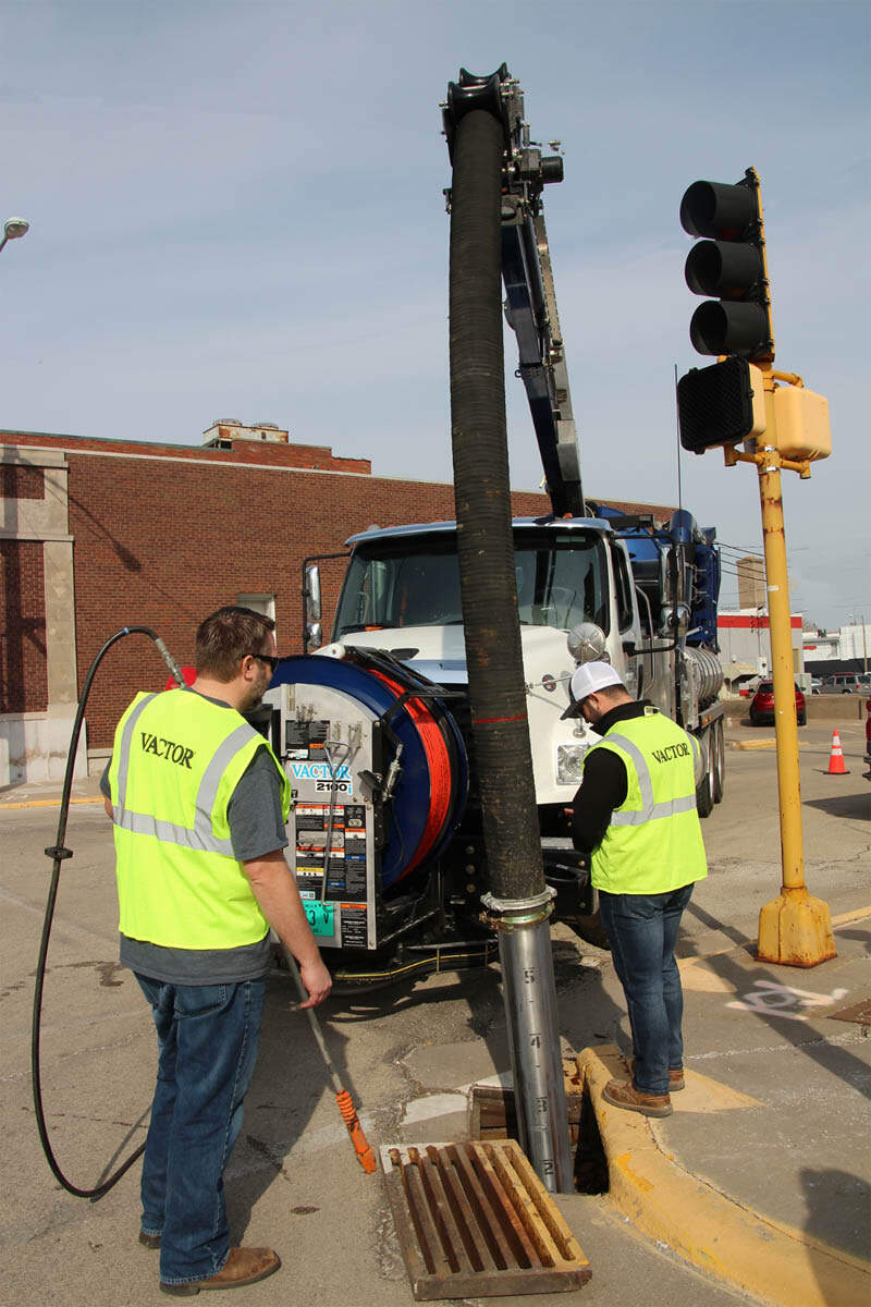 Vactor dig tube