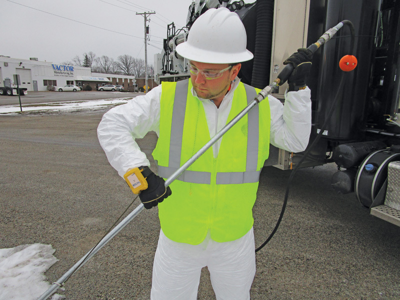 Vactor emergency-stop wrist strap for excavators
